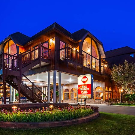 Best Western Plus Dockside Waterfront Inn Маккино Сити Экстерьер фото